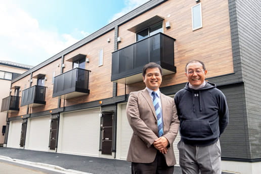 シャッターの塗り分けで、個性を演出